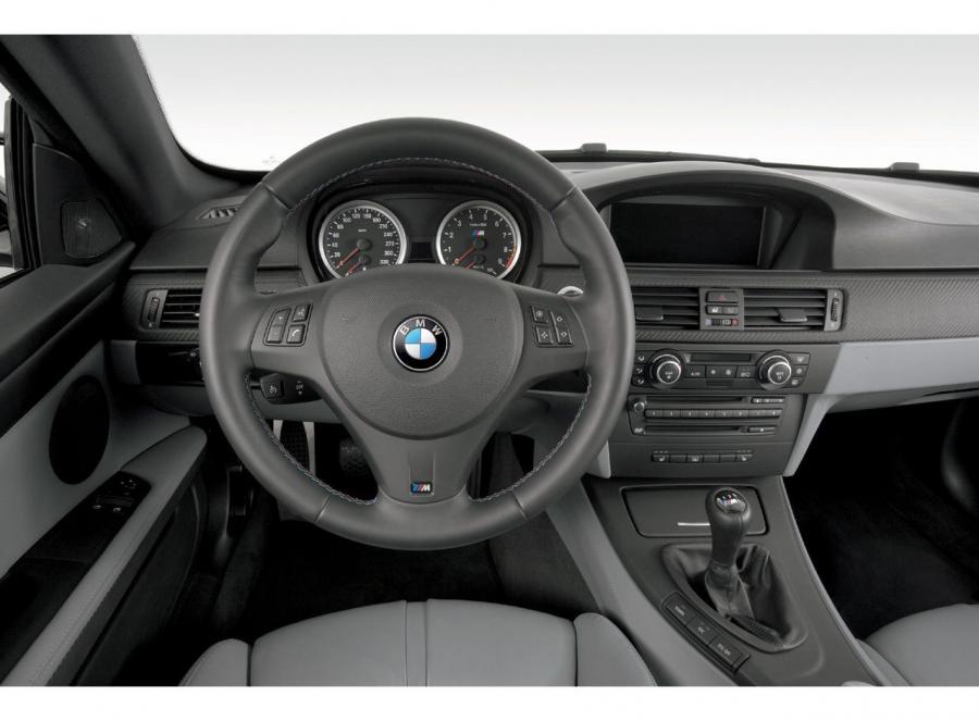  BMW M3 2008 года  (фото 133 из 219)